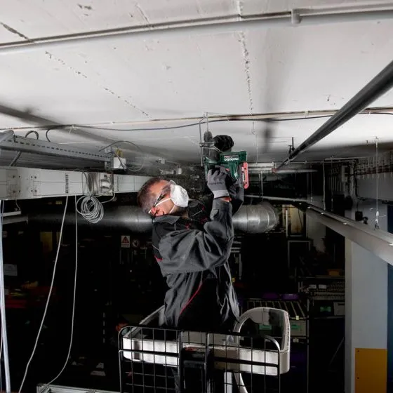 Metabo BH 18 LTX BL 16 SDS+ Rotary Hammer Drill Inc 2x 4.0Ah LIHD Batts 4 Metabo BH 18 LTX BL 16 SDS+ Rotary Hammer Drill Inc 2x 4.0Ah LIHD Batts - Image 4