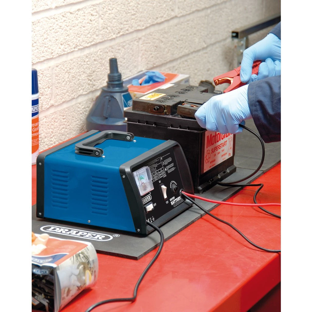 6/12V Battery Charger, 4.2A 2 6/12V Battery Charger, 4.2A - Image 2