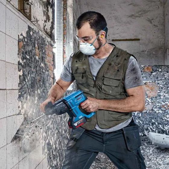 Bosch GBH 18V-21 SDS+ Plus Cordless Rotary Hammer Drill Inc 1x 5.5Ah ProCORE & 1x 4.0Ah Batts 4 Bosch GBH 18V-21 SDS+ Plus Cordless Rotary Hammer Drill Inc 1x 5.5Ah ProCORE & 1x 4.0Ah Batts - Image 4