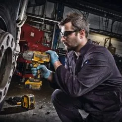 DeWalt DCF899N 18v XR 1/2" High Torque Impact Wrench Body Only -Agriculture Sales dewdcf899n xj 8