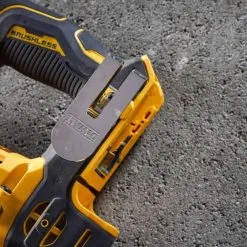 DeWalt DCH172NT-XJ 18v XR Brushless 16mm SDS+ Plus Rotary Hammer Drill Body Only In TSTAK Carry Case 16 DeWalt DCH172NT-XJ 18v XR Brushless 16mm SDS+ Plus Rotary Hammer Drill Body Only In TSTAK Carry Case -Agriculture Sales dewdch172p2 gb 6 1 1