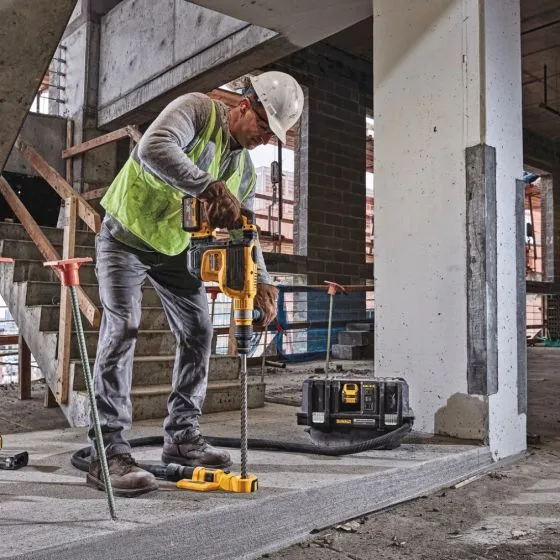 DeWalt DCH614N-XJ 54v XR FLEXVOLT Brushless SDS MAX Hammer Drill Body Only In Case 5 DeWalt DCH614N-XJ 54v XR FLEXVOLT Brushless SDS MAX Hammer Drill Body Only In Case - Image 5