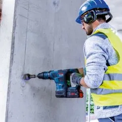 Bosch GBH 18V-36 C 18v BITURBO SDS Max Hammer Drill Inc 2x 5.5Ah Batts -Agriculture Sales gbh18v36c 2 1