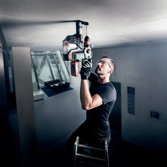 Metabo KHA 18 LTX BL 24 Quick SDS+ Plus Hammer Drill Body Only In Carry Case 8 Metabo KHA 18 LTX BL 24 Quick SDS+ Plus Hammer Drill Body Only In Carry Case - Image 8