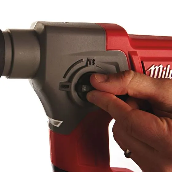 Milwaukee M12 CH-602X 12v Sub Compact SDS+ Hammer Drill Inc 2x 6.0Ah Batts 4 Milwaukee M12 CH-602X 12v Sub Compact SDS+ Hammer Drill Inc 2x 6.0Ah Batts - Image 4