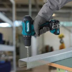 Makita DF333DWAE 12v MAX CXT Slide Cordless Drill Driver Inc 2x 2.0Ah Batts 6 Makita DF333DWAE 12v MAX CXT Slide Cordless Drill Driver Inc 2x 2.0Ah Batts -Agriculture Sales makdf333dwae 1