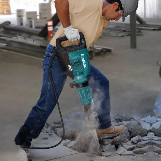 Makita HM1317CB 28.6mm Hex Demolition Hammer With AVT 110v 5 Makita HM1317CB 28.6mm Hex Demolition Hammer With AVT 110v - Image 5