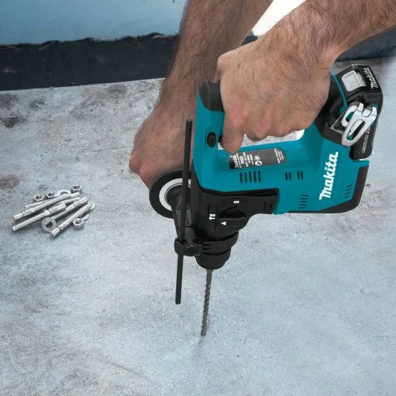 Makita HR140DWMJ 10.8v CXT Slide SDS+ Plus Hammer Inc 2x 4.0Ah Batts 4 Makita HR140DWMJ 10.8v CXT Slide SDS+ Plus Hammer Inc 2x 4.0Ah Batts - Image 4
