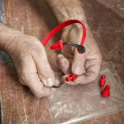 Milwaukee 4932492068 Carpentry PPE Kit Inc Safety Glasses / Banded Ear Plugs & 10x FFP2 Masks With Valve  -Agriculture Sales mil4932478135 4 1